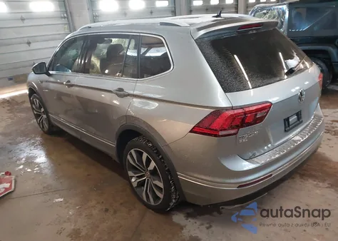 2020 Volkswagen Tiguan 2.0T Sel Premium R-Line z USA, uszkodzony, nr VIN 3VV4B7AX7LM111891